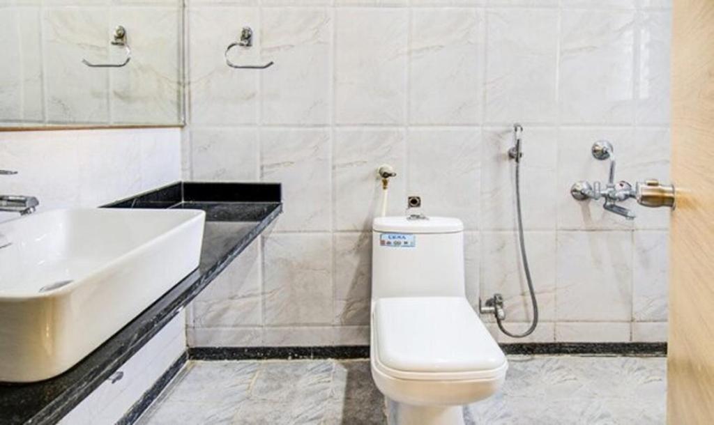 Пуна: FabHotel Krishna Regency