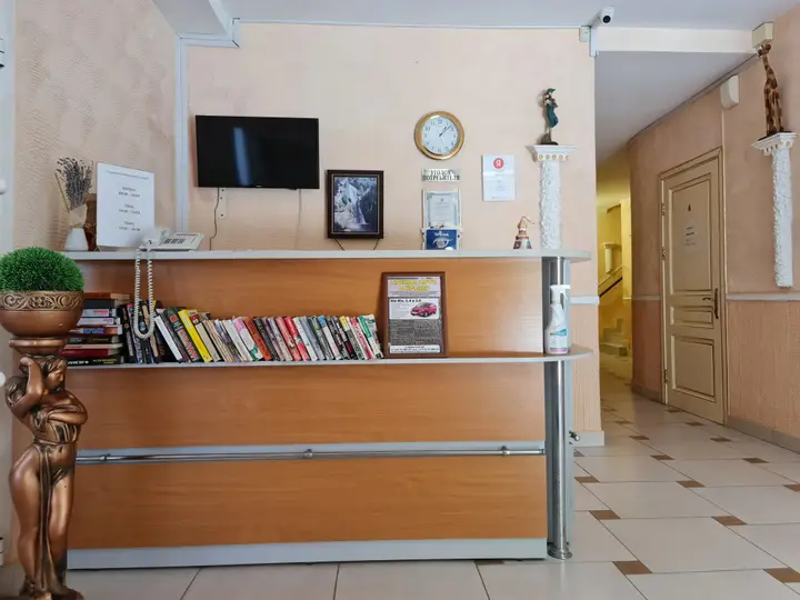 Утёс: Отель Фортуна