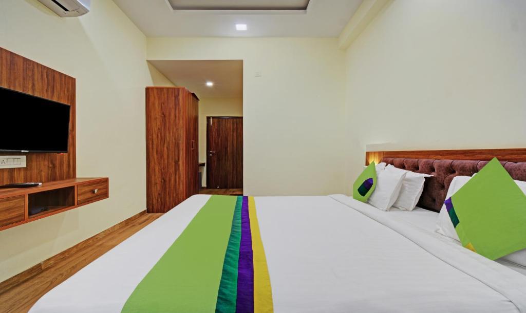Удаипур: Tripli Hotels Le Shelton
