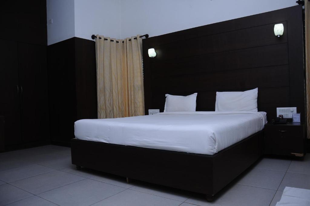 Чамараджанагара: Nijaguna Resort & Spa - Near Brt Wildlife
