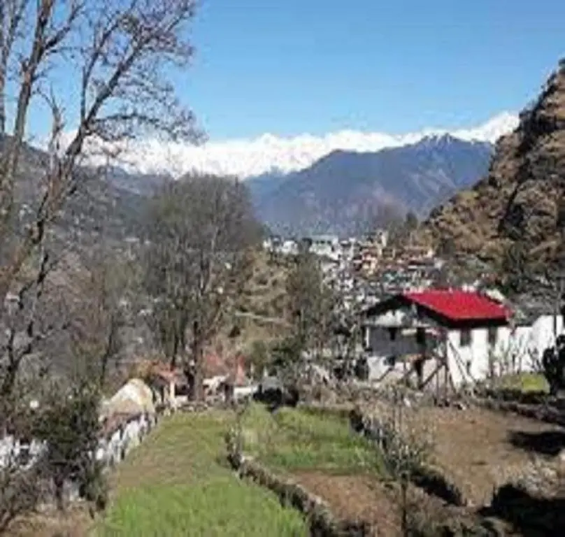 Чамоли: Himalayan Hills Village Retreat By Stayapart, Ukhimath