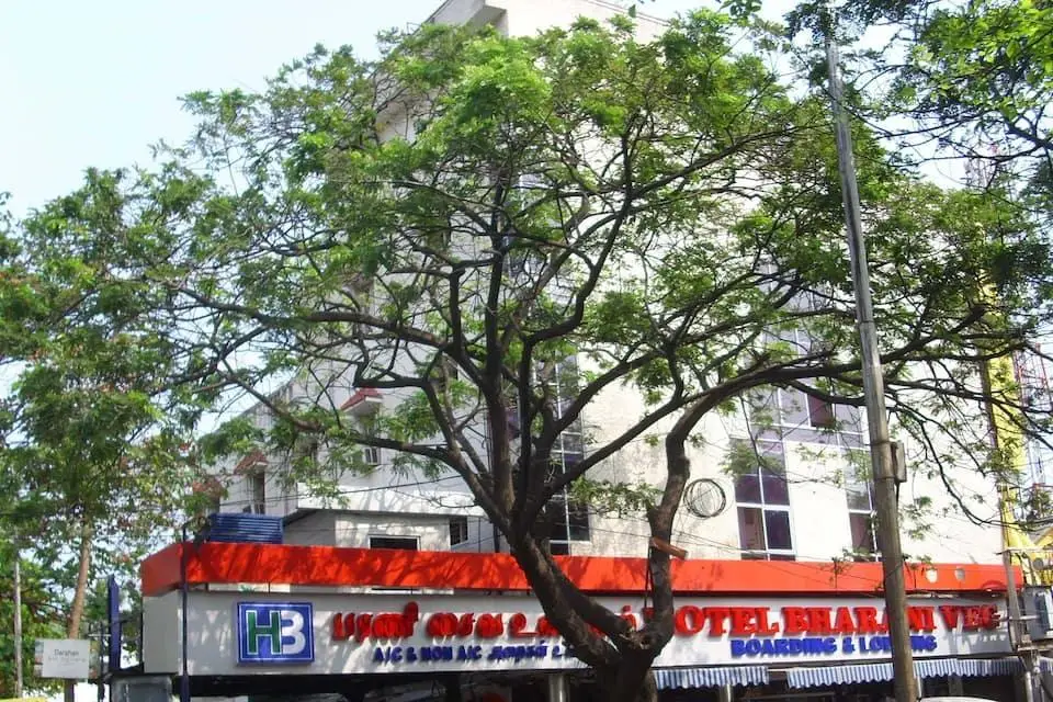 Ченнаи: Hotel Bharani