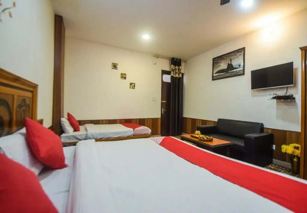 Катра: Hotel Devdar Resort