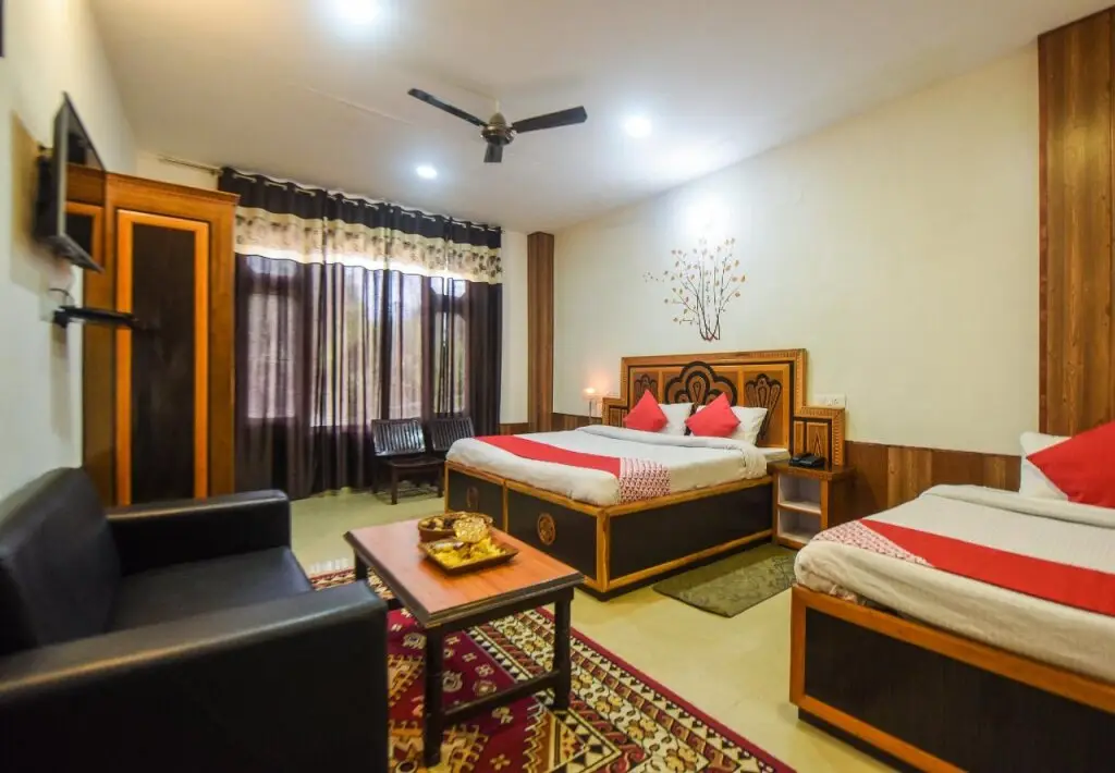 Катра: Hotel Devdar Resort
