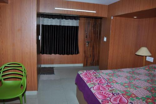 Chitradurga: VGS Comforts