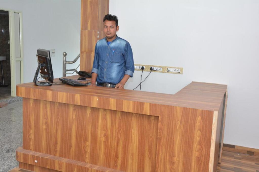Чубаттакхал: Rock Wood Hotels