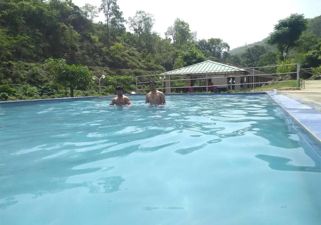 Чубаттакхал: Crocus River Resort