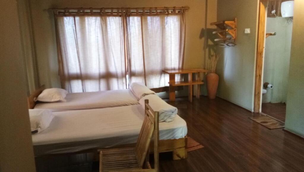 Куч-Бехар: Sdd Bamboo Village Resort