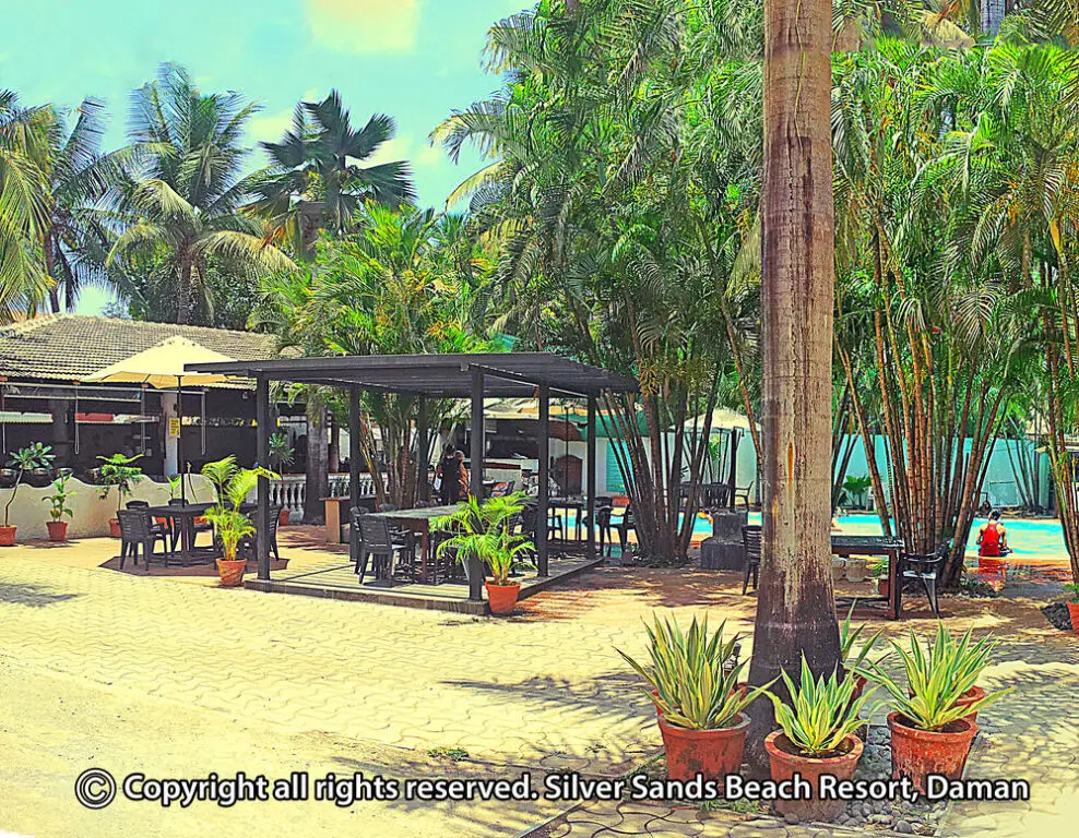 Silver Sands Beach Resort — фото 1