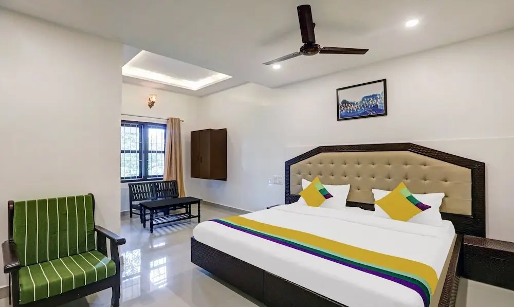 Мадикери: Itsy Hotels Regalia Grand, 500 Mtrs From Madikeri Fort