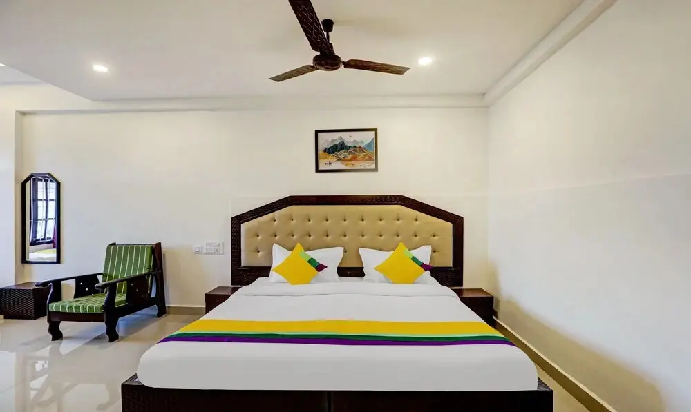Мадикери: Itsy Hotels Regalia Grand, 500 Mtrs From Madikeri Fort