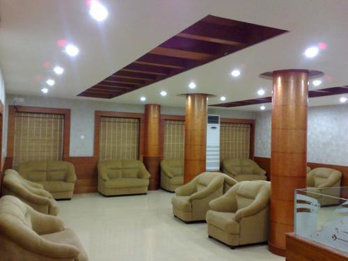 Перумал Ковил Пати: KPM Regency