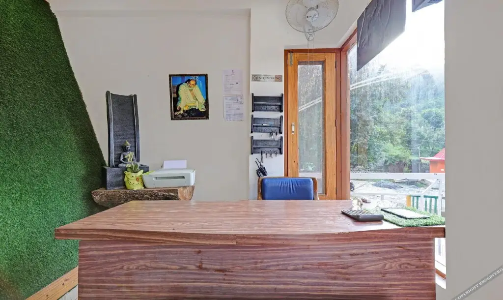 Наинитал: Treebo Vista Lago With Lake View