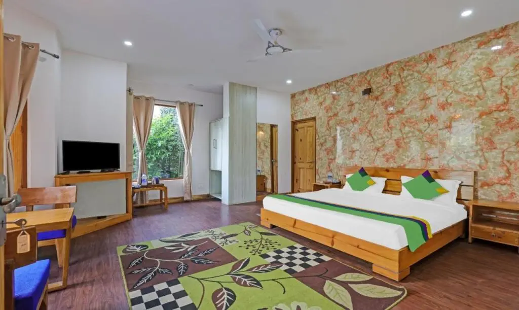 Наинитал: Treebo Vista Lago With Lake View