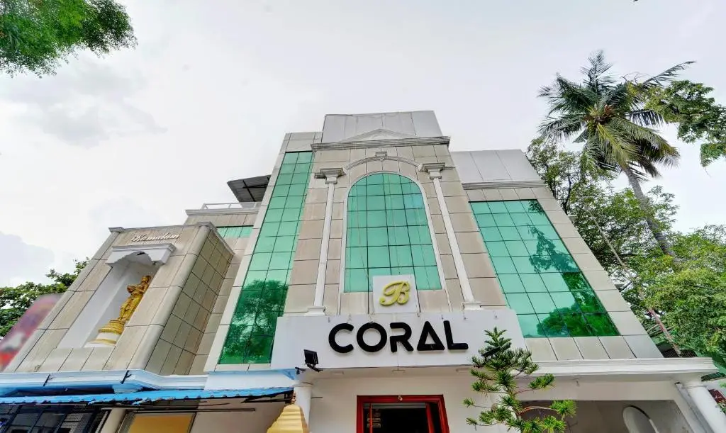 Treebo B Coral, 2 Km From Promenade Beach — фото 1