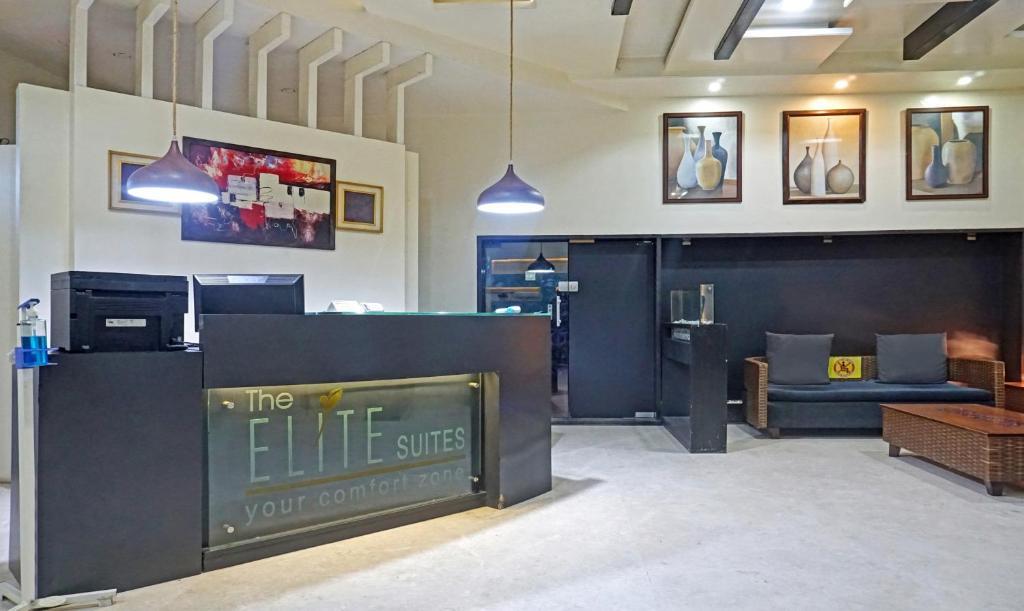 Пуна: The Elite Suites