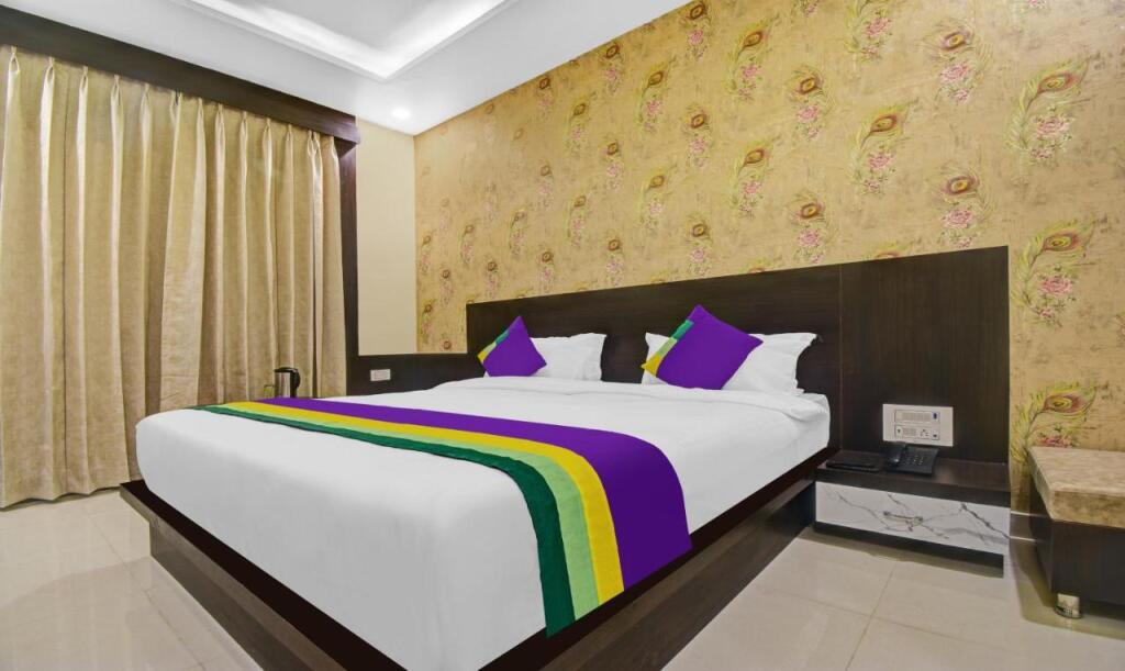 Пушкар: Treebo Premium Royal Amar With Mountain View,  2 Km From Pushkar Lake