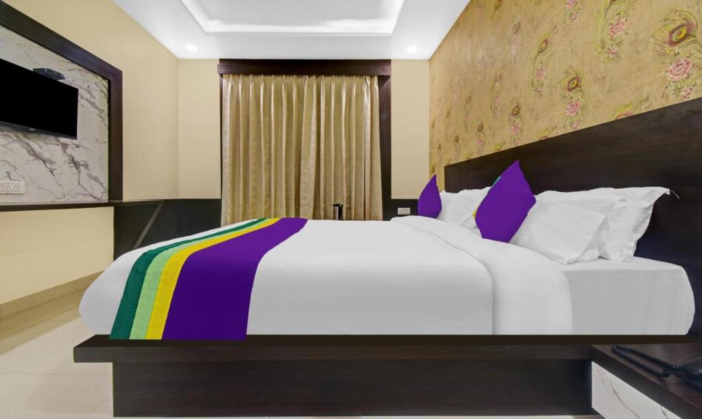 Пушкар: Treebo Premium Royal Amar With Mountain View,  2 Km From Pushkar Lake
