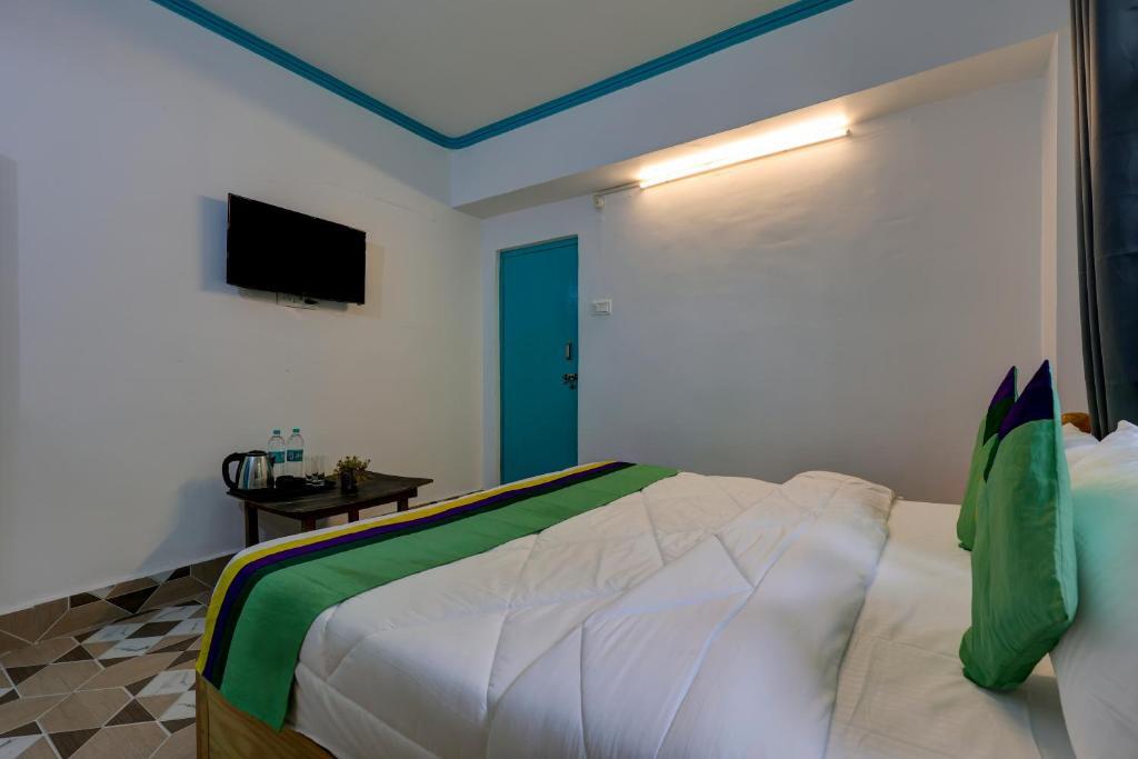 Раникхет: Treebo Trend Kasar Inn With Mountain View