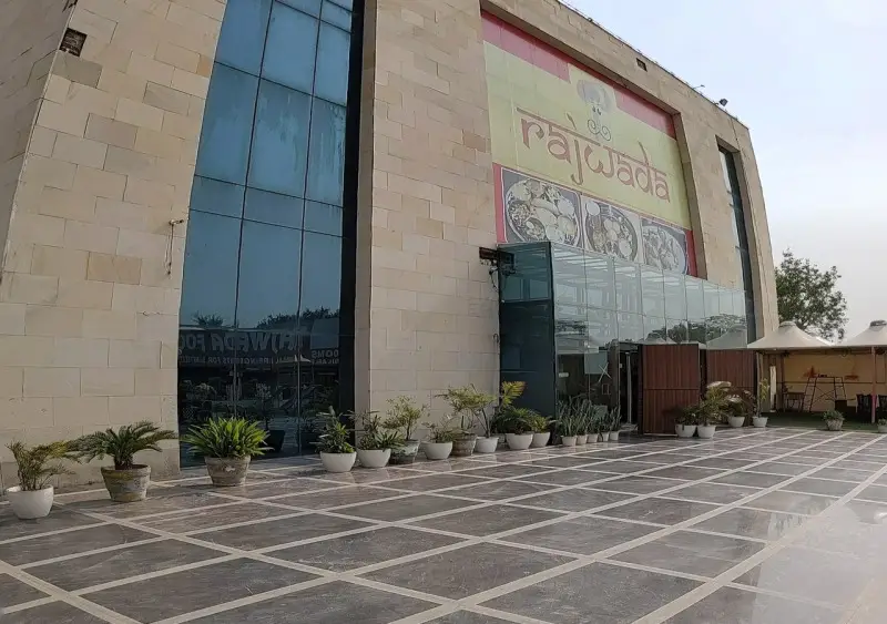 Rajwada Inn — фото 1