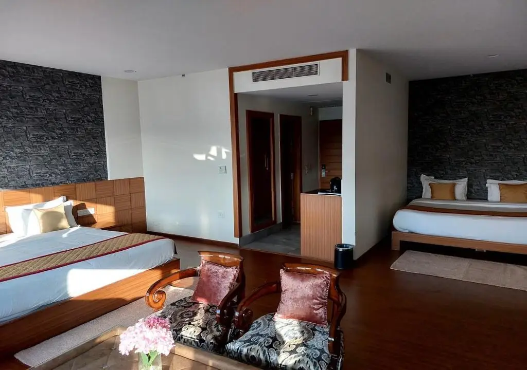 Ghasera: Rajwada Inn