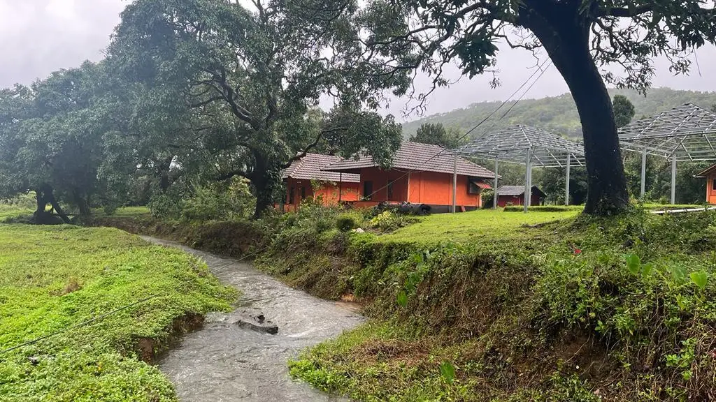 Гоникоппал: Backpacker's Nature Lodge in Theralu