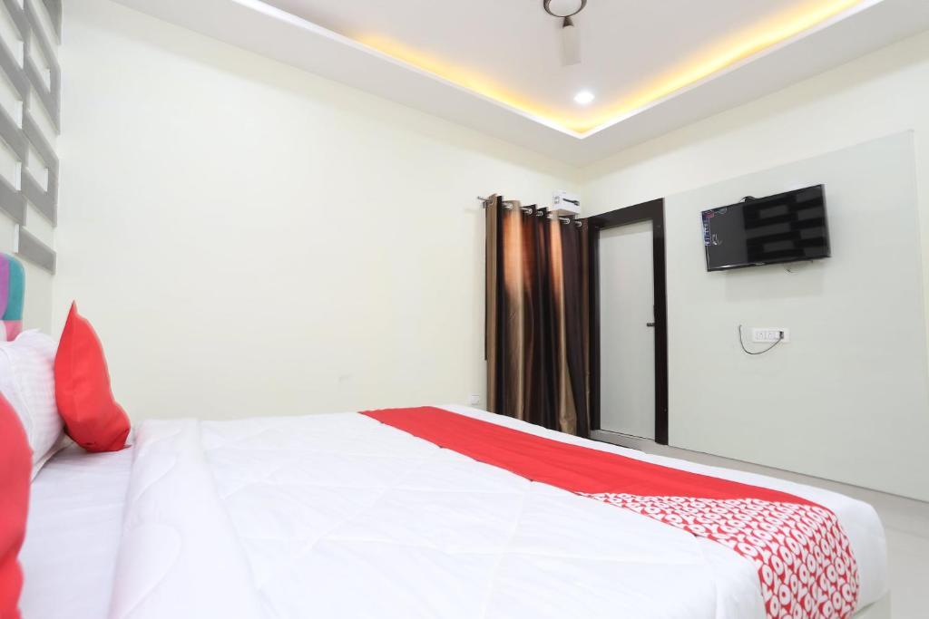 Харидвар: Hotel Laxmi Inn by Oyo Rooms