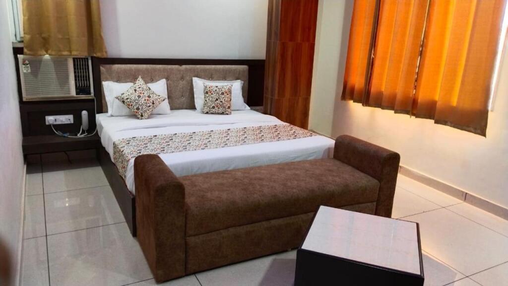 Харидвар: Hotel Bagga Kuteer