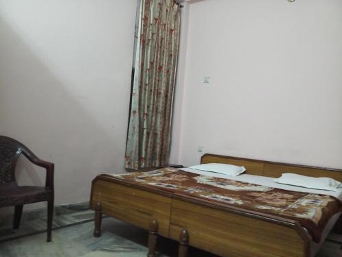 Харидвар: Hotel Satkar