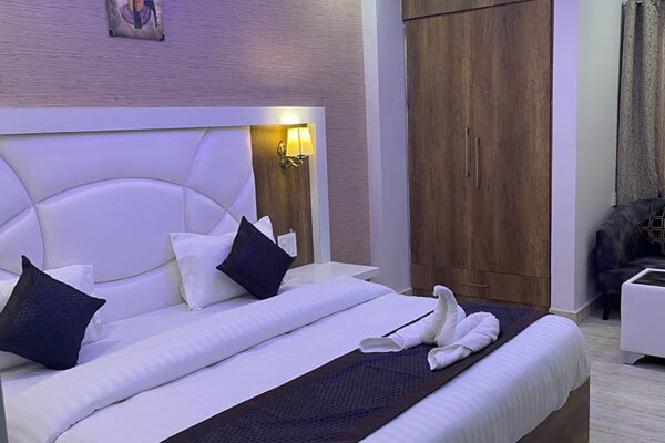 Харидвар: Hotel Elgrovia