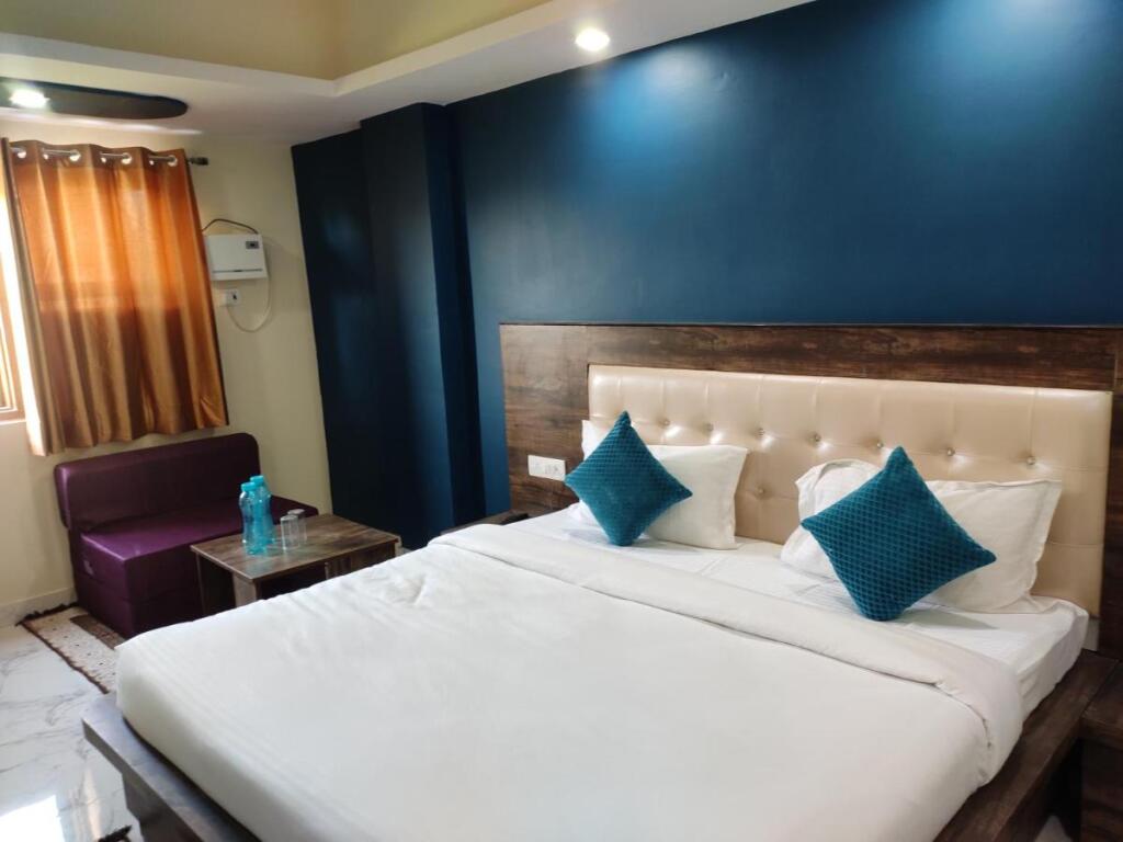 Харидвар: OYO Flagship 808391 Nekiram Bhawan The Heritage Hotel