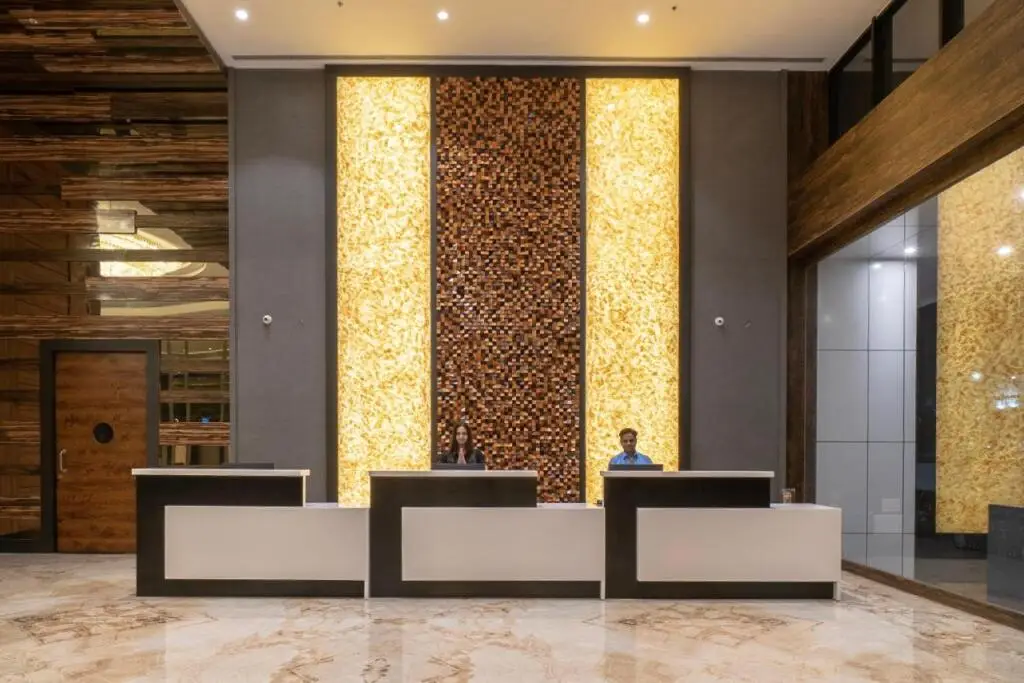Вакад: Hotel Tip Top International Pune