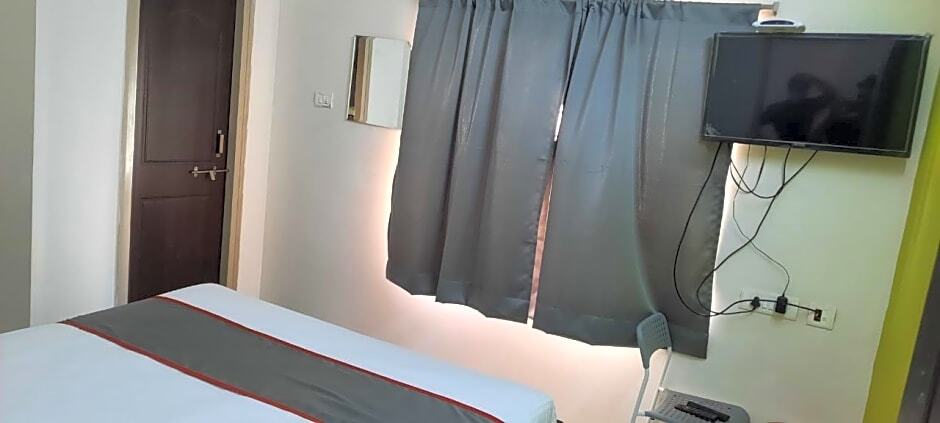 Хидерабад: iROOMZ Cozzy Rooms