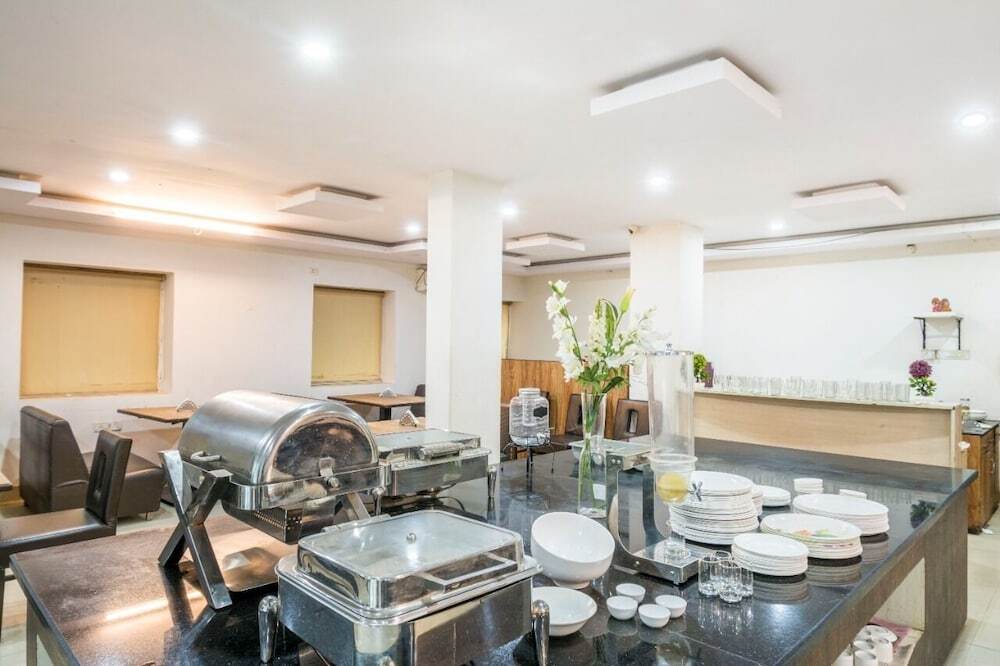Хидерабад: iROOMZ Hotel Fusion Inn