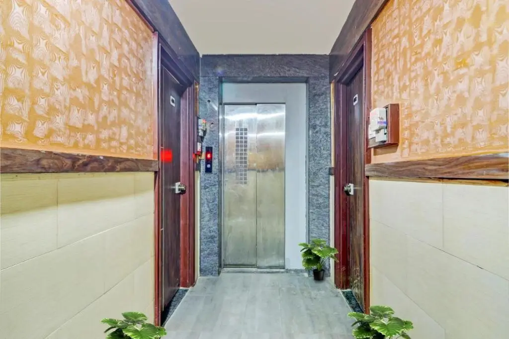 Хидерабад: Hotel Green Nest Suites