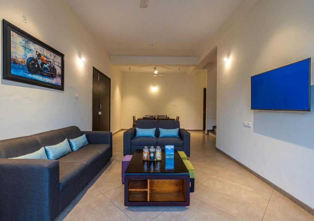 Хандала: SaffronStays Barney, Lonavala - pet-friendly pool villa near Sunny Da Dhaba
