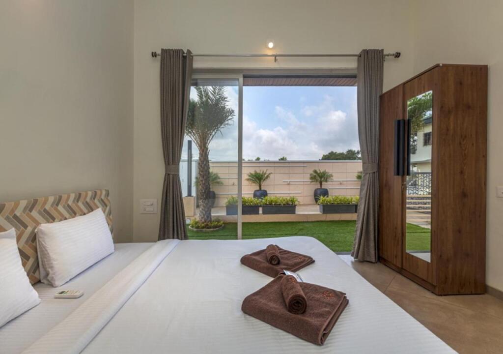 Хандала: SaffronStays Pebbles, Lonavala - pet-friendly pool villa perfect for weekend getaway