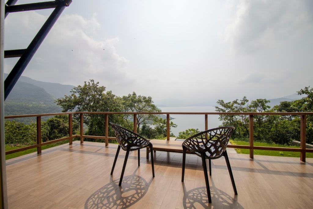 Хандала: Saffronstays Solasta - Infinity Pool Villa With Mulshi Dam Views