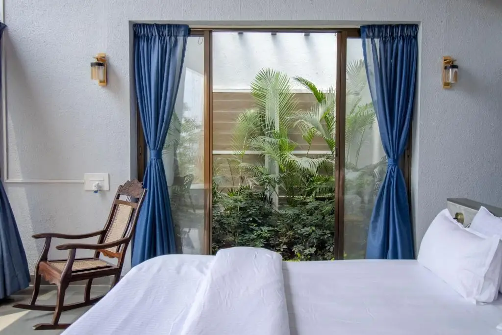 Хандала: Saffronstays Solasta - Infinity Pool Villa With Mulshi Dam Views