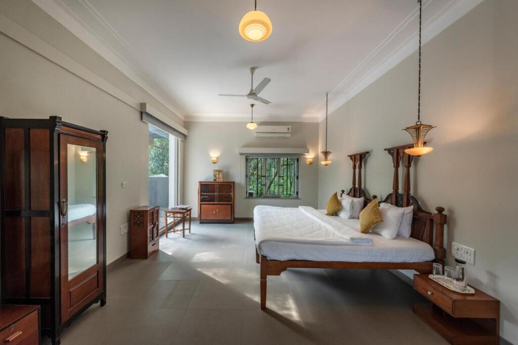 Лонавала: SaffronStays Odeon, Lonavala