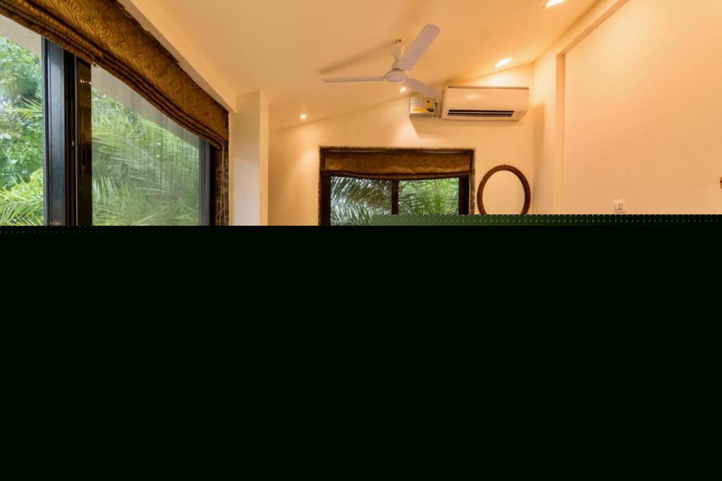 Лонавала: SaffronStays Evelyn Greens, Lonavala - pet-friendly pool villa in a quiet neighbourhood