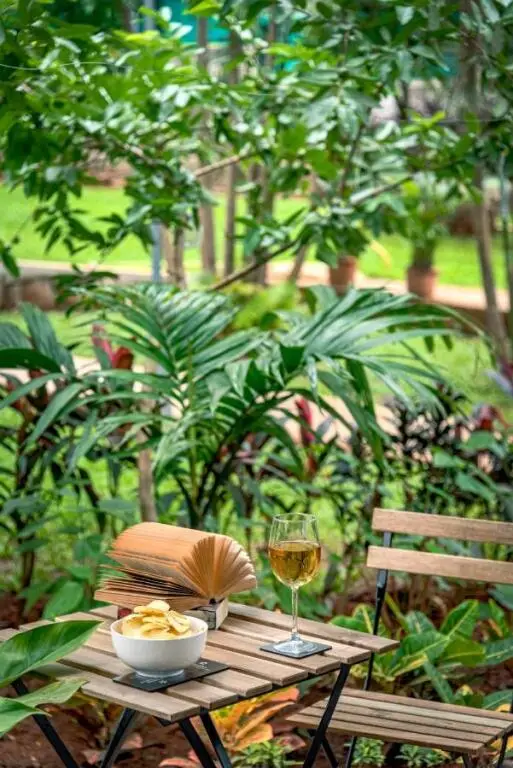 Лонавала: Saffronstays Windermere, Lonavala