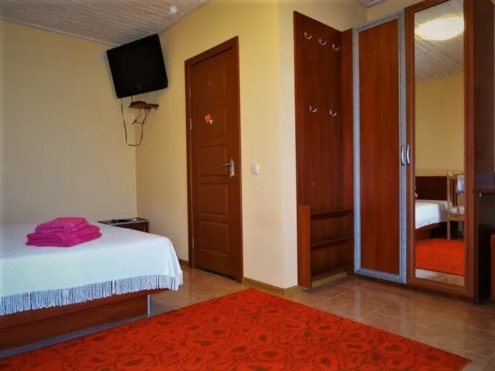 Саки: Guest House OLIO