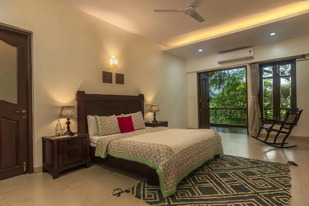 Хандала: SaffronStays Ananya, Karjat - pet-friendly pool villa with a party deck and games