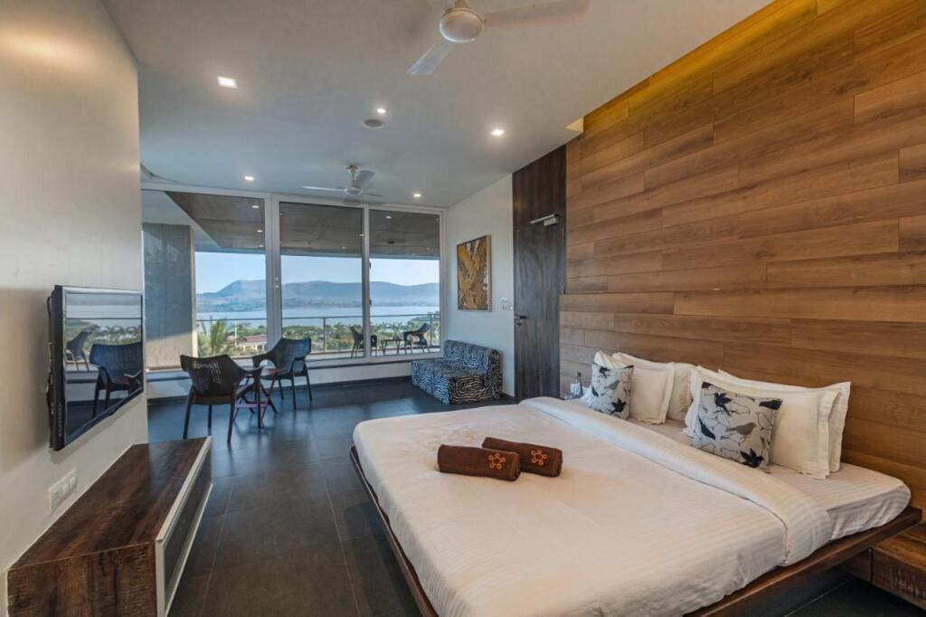 Нашик: SaffronStays Jannat 100 Percent Pet-friendly villa, Igatpuri