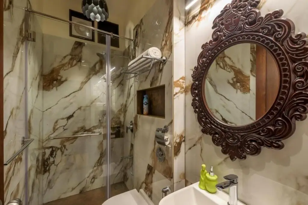 Олд-Махабалешвар: SaffronStays Tudor Rose - luxury chalet with beautiful valley views
