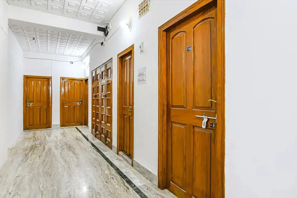 Колката: Fabexpress Astoria House