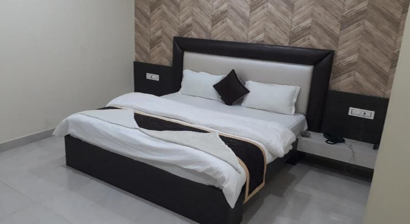Крепость Jhansi: Hotel Prakshi Palace