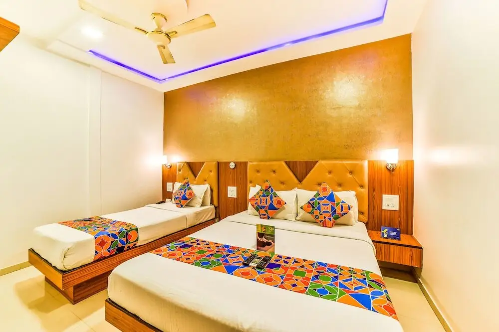 Мумбаи: Fabexpress Bently Palace