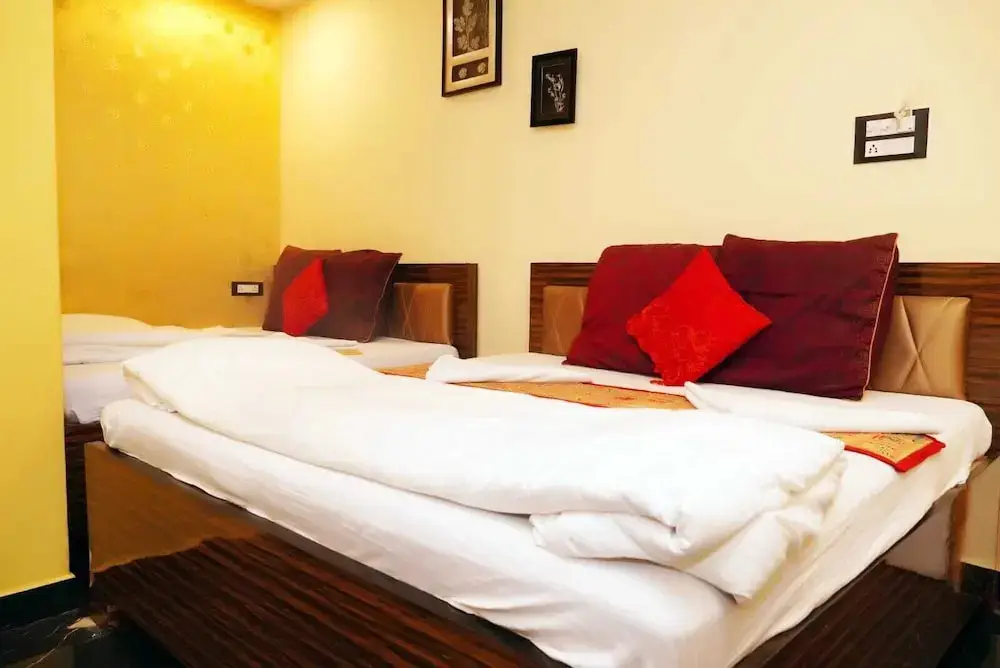 Нави-Мумбай: Hotel Golden Plaza